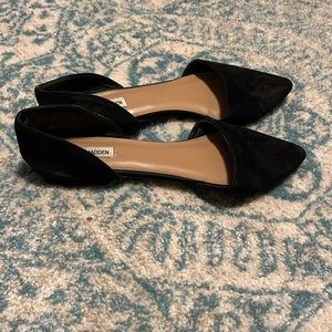 Steve Madden pointy toed flats